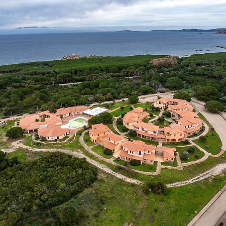 Residence Pierre & Vacances Vignola Mare Exterior foto