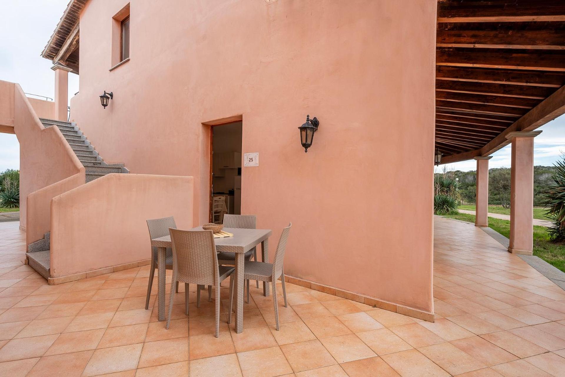Residence Pierre & Vacances Vignola Mare Exterior foto