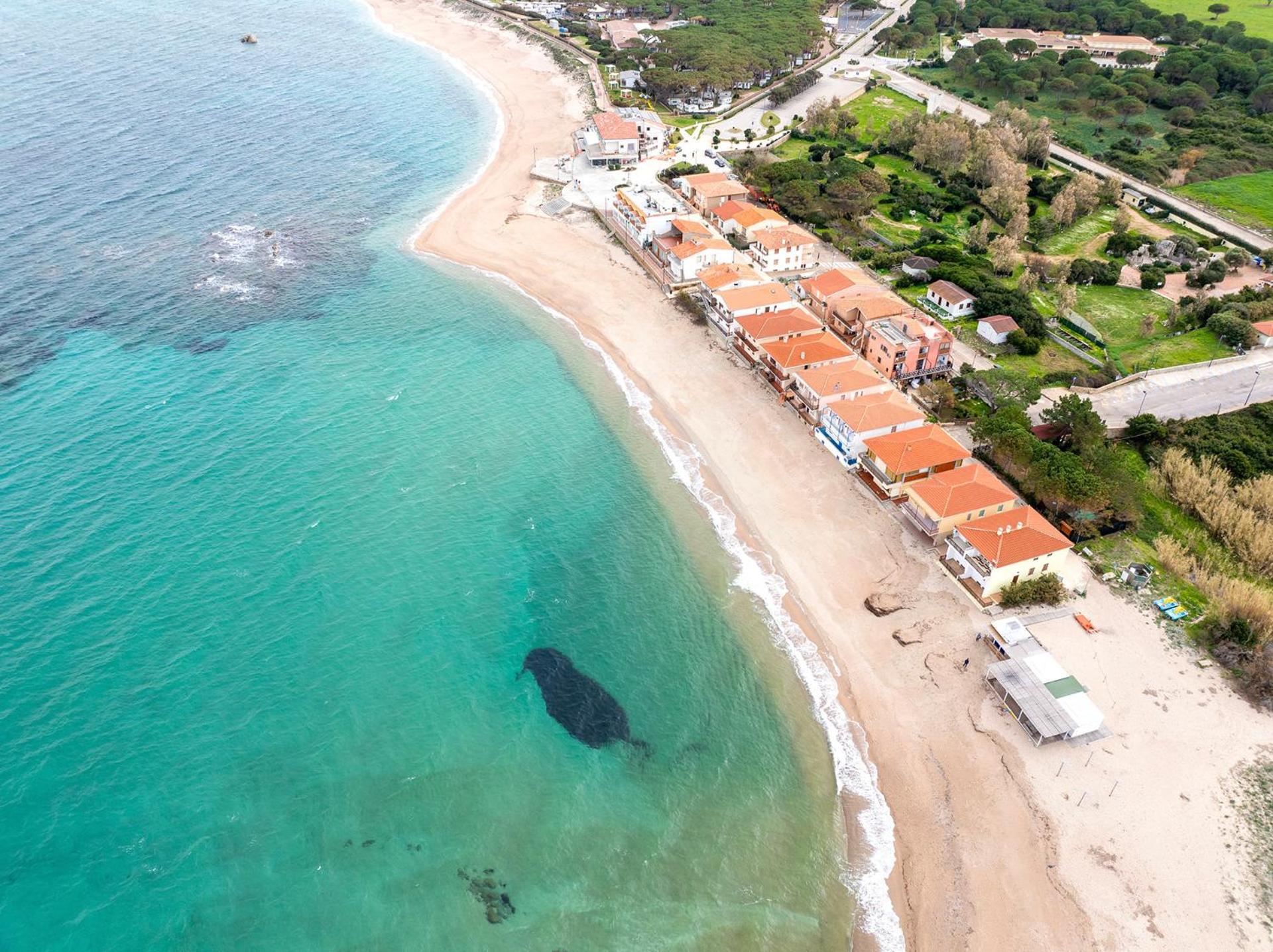 Residence Pierre & Vacances Vignola Mare Exterior foto